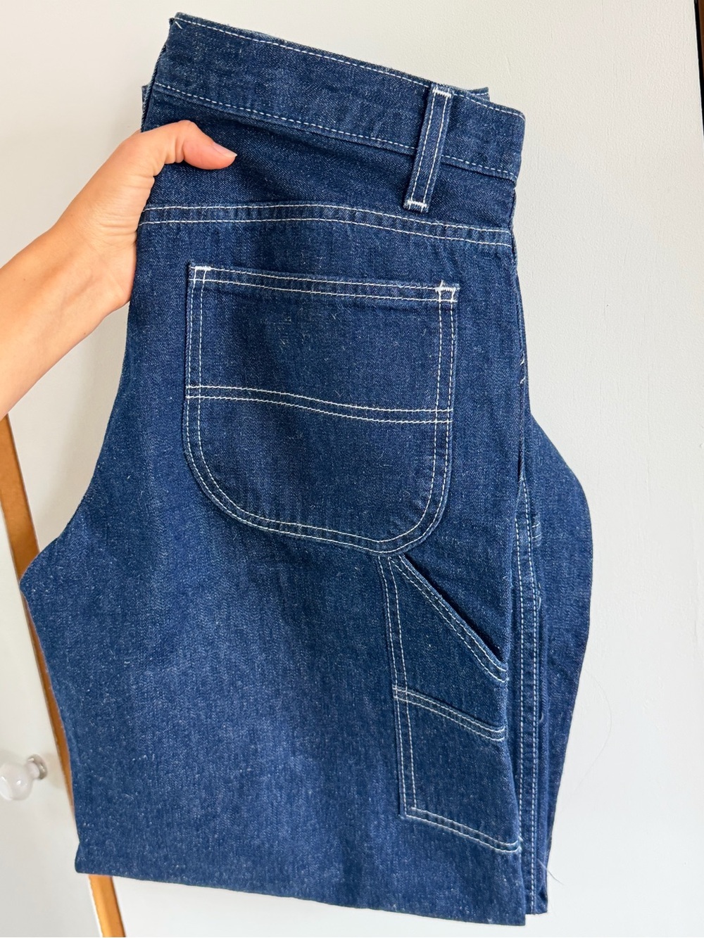 THE GREAT. The mill Jean painter pant with Contrast Stitching